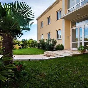 App Zlatar Umag